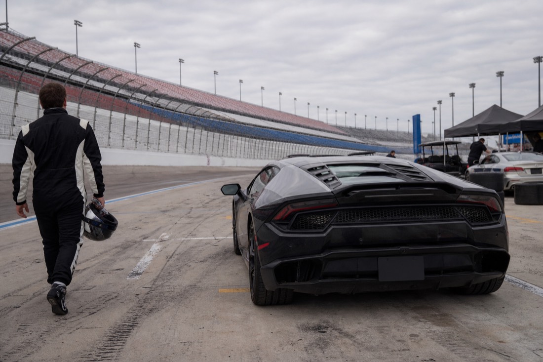 Which is better for a first-timer, at Las Vegas Motor Speedway, Las Vegas